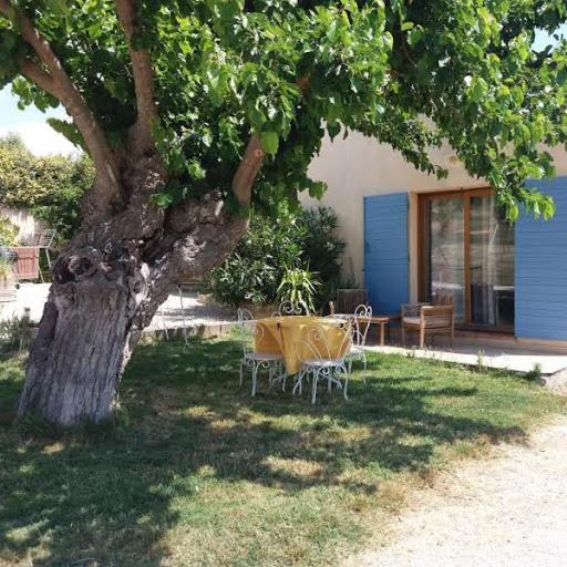 Domaine De La Marie Dans Le Luberon Villa Peypin-d'Aigues Exterior photo