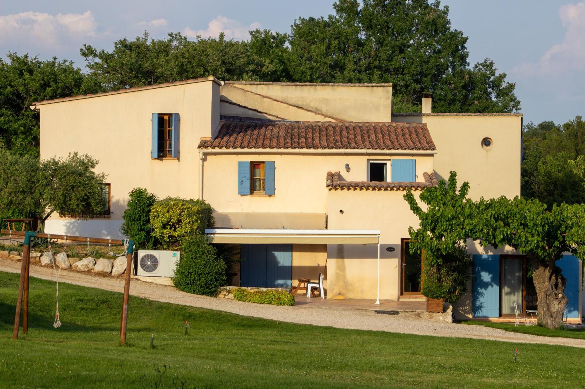 Domaine De La Marie Dans Le Luberon Villa Peypin-d'Aigues Exterior photo